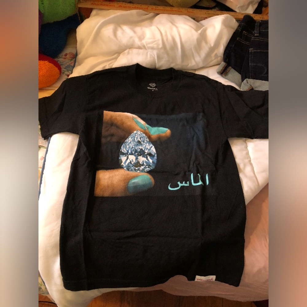 Diamond brand T-shirt size small